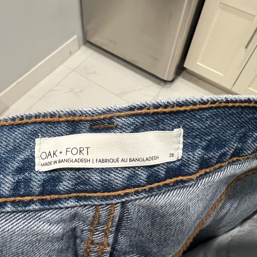 OAK + FORT Women’s Distressed Straight Jeans - Picture 3 of 3